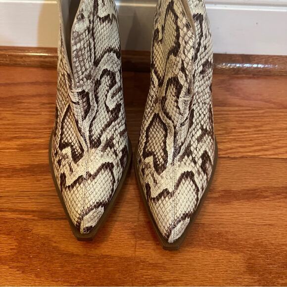 Vince Camuto Snakeskin Booties Ginsel sz 7.5 - Picture 8 of 8